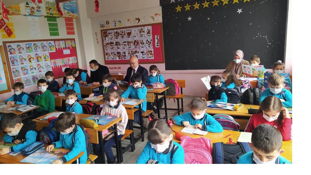 İlçe Milli Eğitim Müdürümüz Mehmet Akif İlkokulu'nu Ziyareti Etti