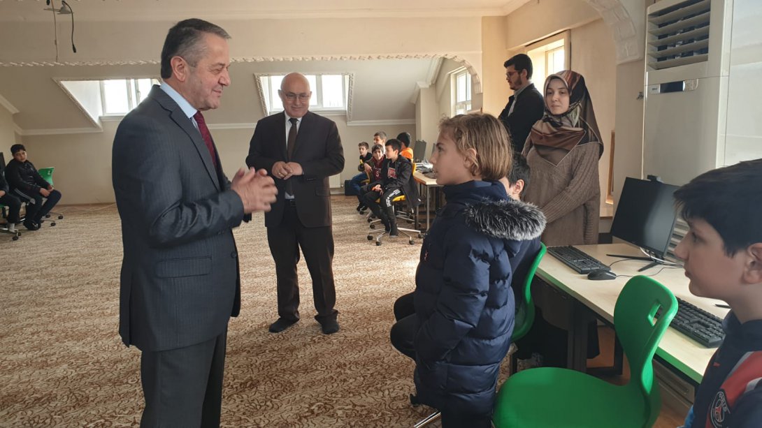 MEB Eğitim Ortamlarının ve Öğrenme Süreçlerinin Geliştirilmesi Daire Başkanı sayın Ahmet BERBER İlçemizi Ziyaret Etti.