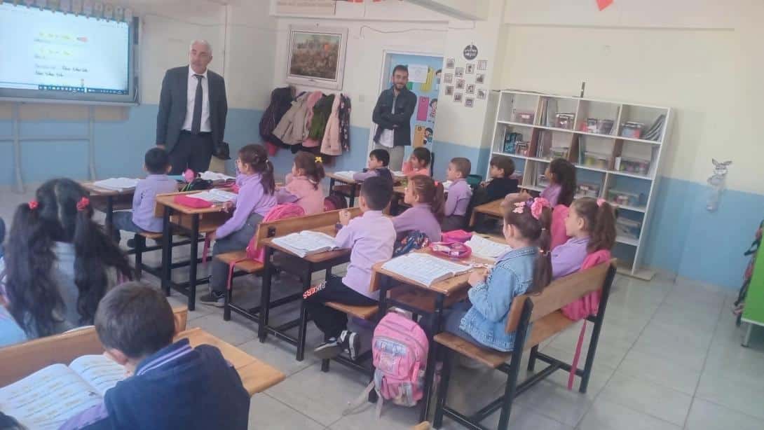 Akyazı İlçe Milli Eğitim Müdürümüz Sayın Hasan CAN Karaçallık İlkokulu'nu Ziyaret Etti